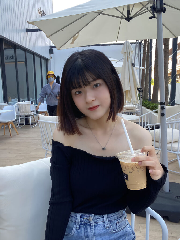 芊芊肩膀術前